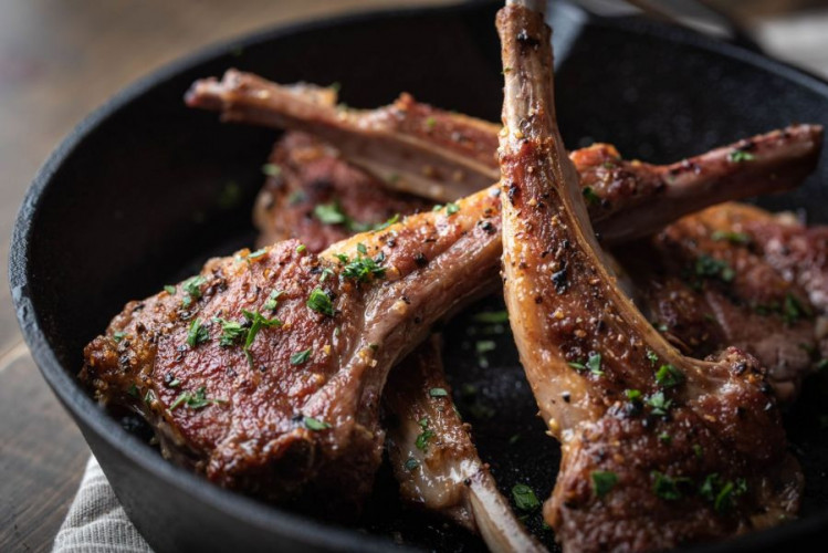 Tellicherry Pfeffer ganz kaufen, aromatischer Pfeffer für Mühle, Steak, Fleisch und würzige Gerichte