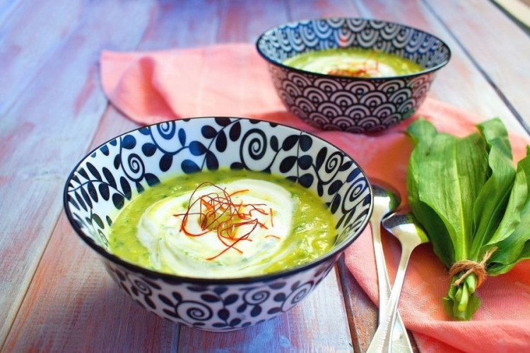 Bärlauch getrocknet kaufen, aromatisches Bärlauch Gewürz für Pasta, Saucen und Dips