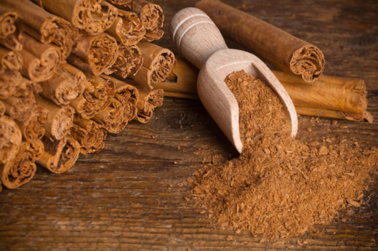 Ceylon Zimt gemahlen fein aromatisch vielseitig für Backen Desserts und Getränke