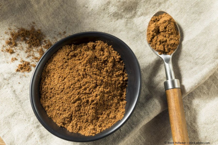 Koriander gemahlen kaufen, aromatisches Gewürz aus Koriandersamen für Currys, Eintöpfe und Küche