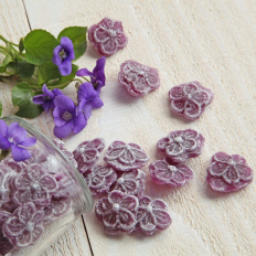 Veilchenblüten getrocknet