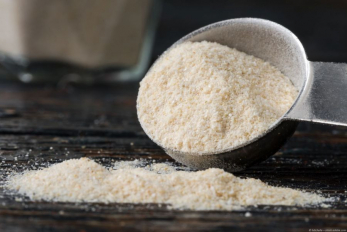 Zwiebeln gemahlen für intensives Aroma in Suppen, Saucen und Marinaden