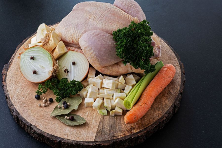 Nelken ganz kaufen aromatische Gewürznelken für Küche Gebäck