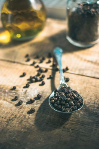 Malabar Pfeffer ganz kaufen aromatischer Pfeffer für Mühle