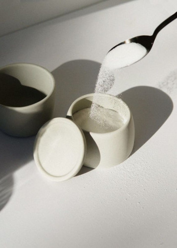 Birkenzucker Xylit kaufen, feine Zuckeralternative zum Süßen von Kaffee Tee und Backwaren