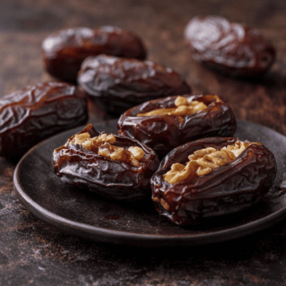 Medjool Datteln Jumbo kaufen, große weiche Premium Datteln mit karamelliger Süße