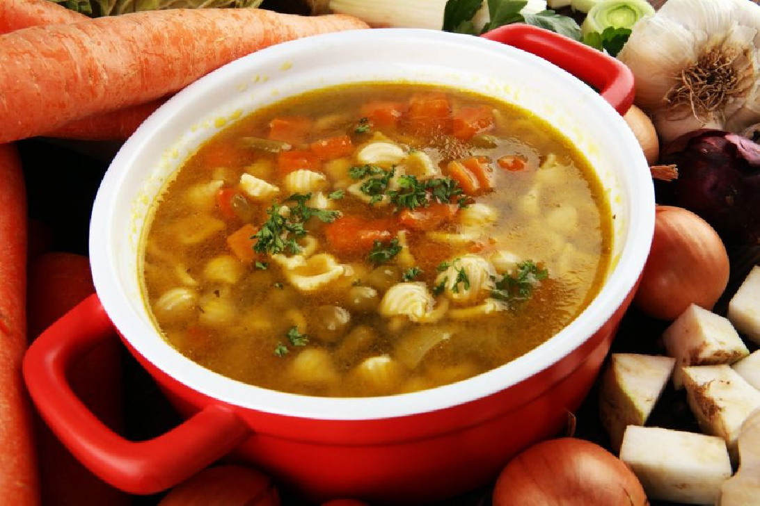 Gemüsebrühe ohne Zusatzstoffe zum Kochen und Würzen für Suppen Eintöpfe Saucen und mehr
