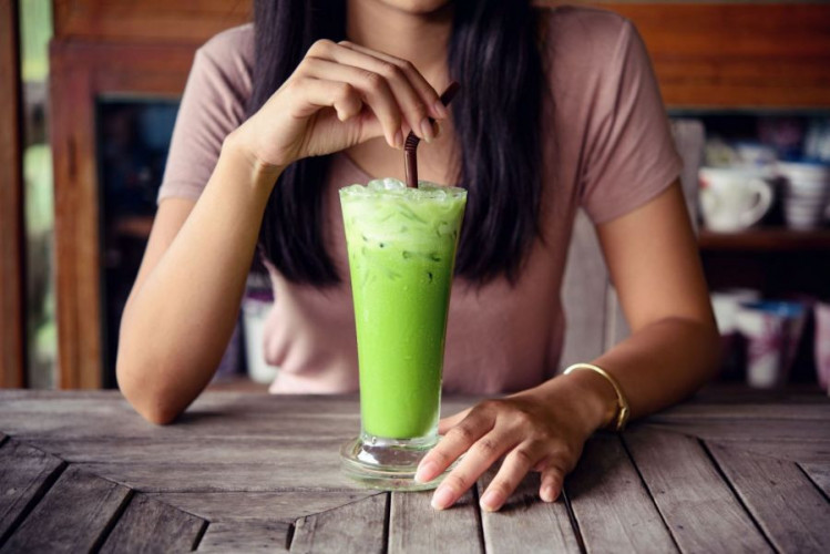 Matcha Grüntee Pulver kaufen fein gemahlen vielseitig für Tee und Küche