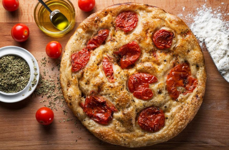 Oregano Blätter gerebelt kaufen - aromatisches Kräutergewürz für Pizza, Pasta und mediterrane Küche