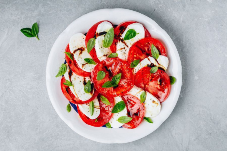 Pariser Pfeffer kaufen, aromatische Pfeffer Gewürzkomposition für Fleisch, Fisch und Gemüse