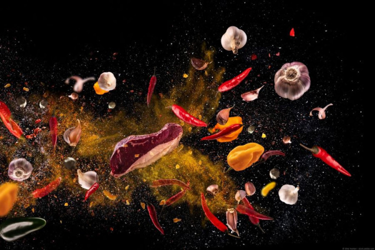 Pariser Pfeffer kaufen, aromatische Pfeffer Gewürzkomposition für Fleisch, Fisch und Gemüse
